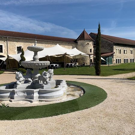 Les Dependances De Chapeau Cornu Vignieu Exterior foto